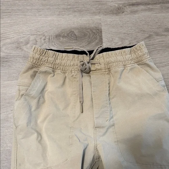 lululemon Pant - Picture 3 of 7